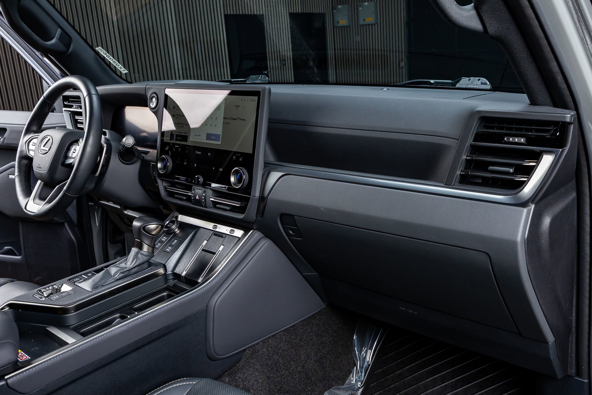 Used 2025 Lexus GX 550 550 Overtrail+ image 18