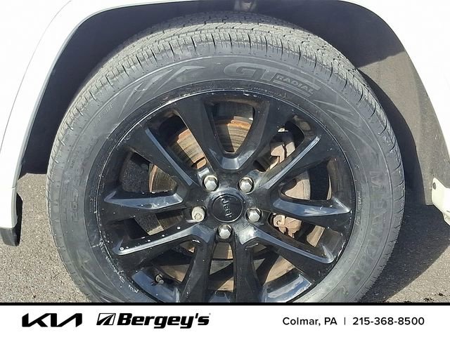 Used 2020 Jeep Grand Cherokee Altitude image 10