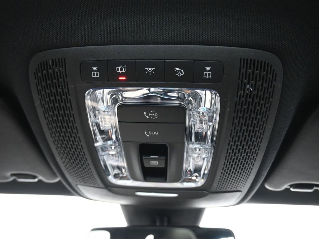 Used 2020 Mercedes-Benz CLA 250 4MATIC image 31