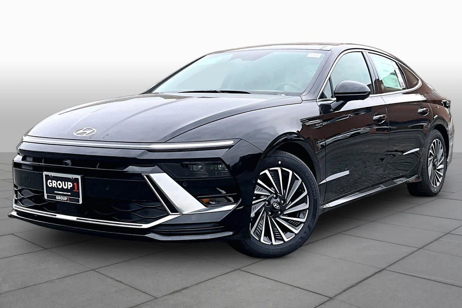 New 2026 Hyundai Sonata Limited FWD image 1