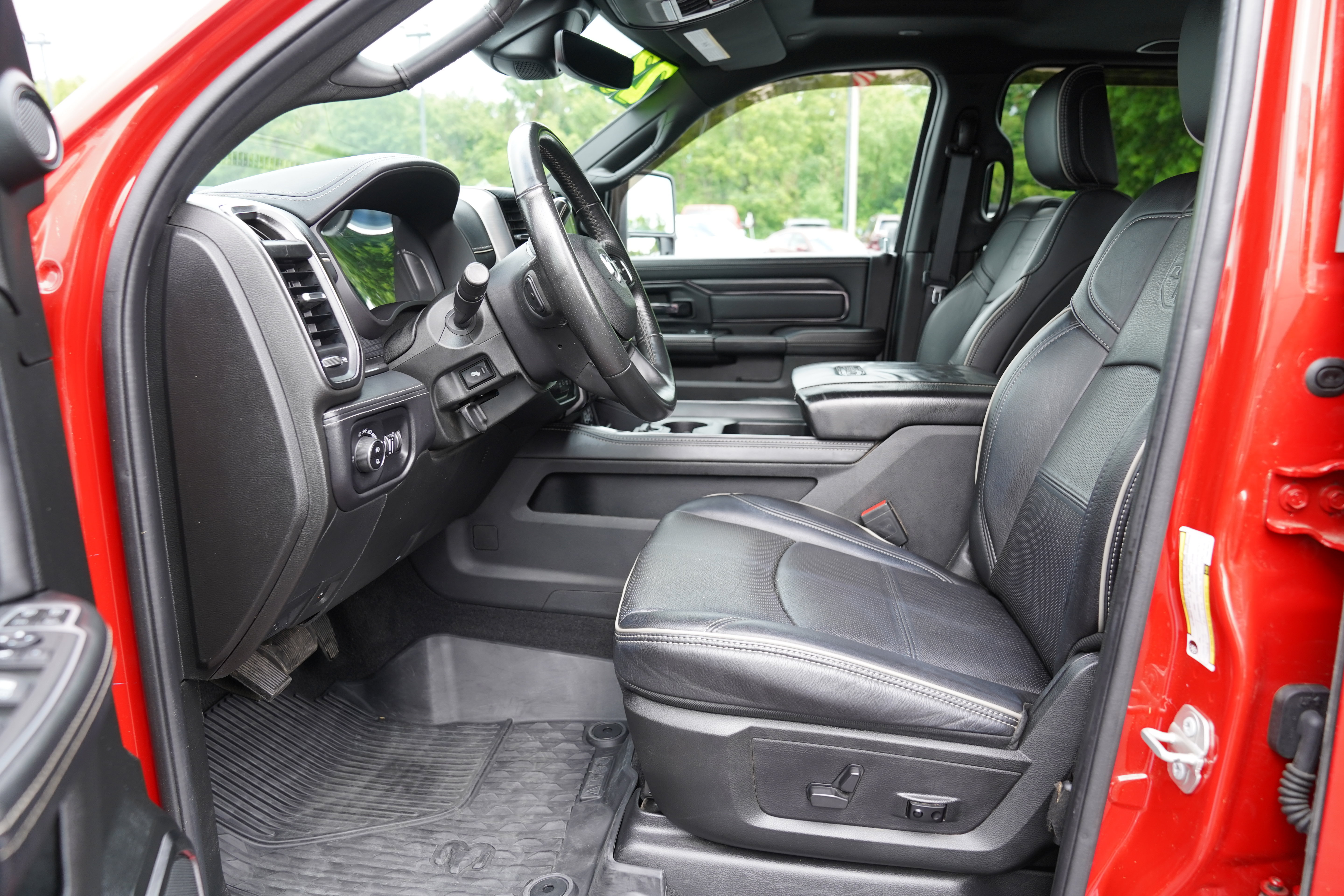 Used 2023 RAM 2500 Rebel w/ Level 2 Equipment Group AWD/4WD image 4