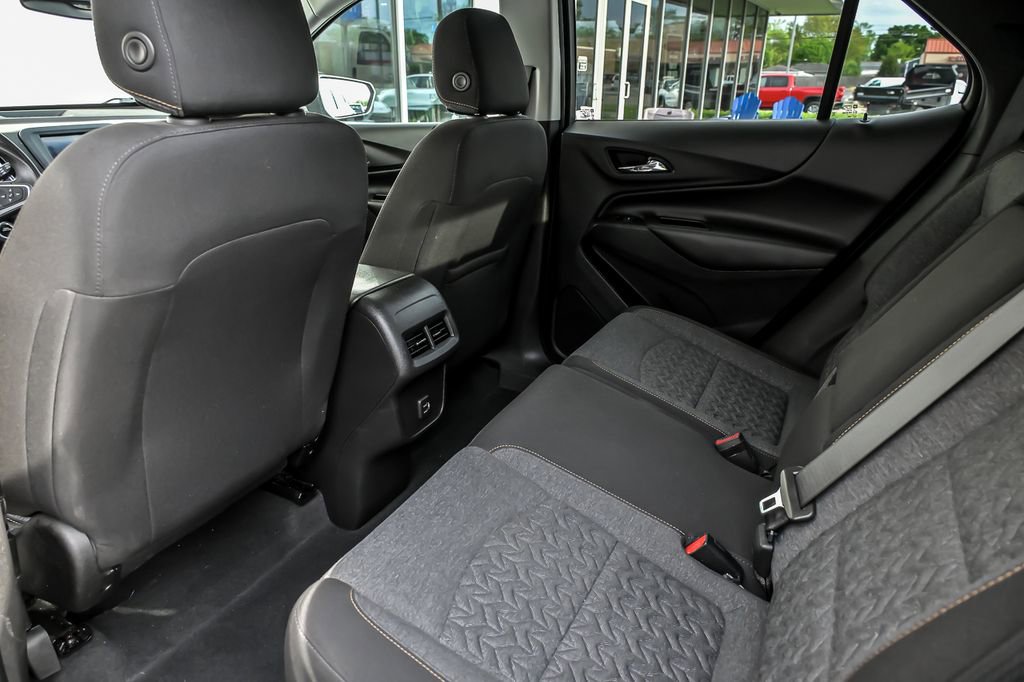 Used 2022 Chevrolet Equinox LT AWD/4WD image 18