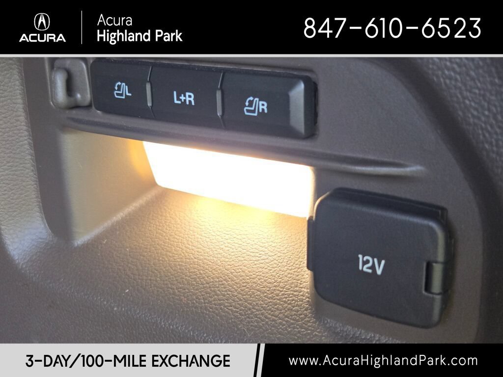 Used 2020 Ford Explorer Platinum w/ Premium Technology Package AWD/4WD image 21