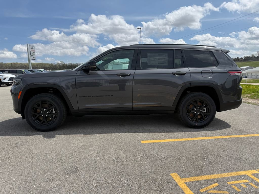New 2026 Jeep Grand Cherokee L 4WD image 11