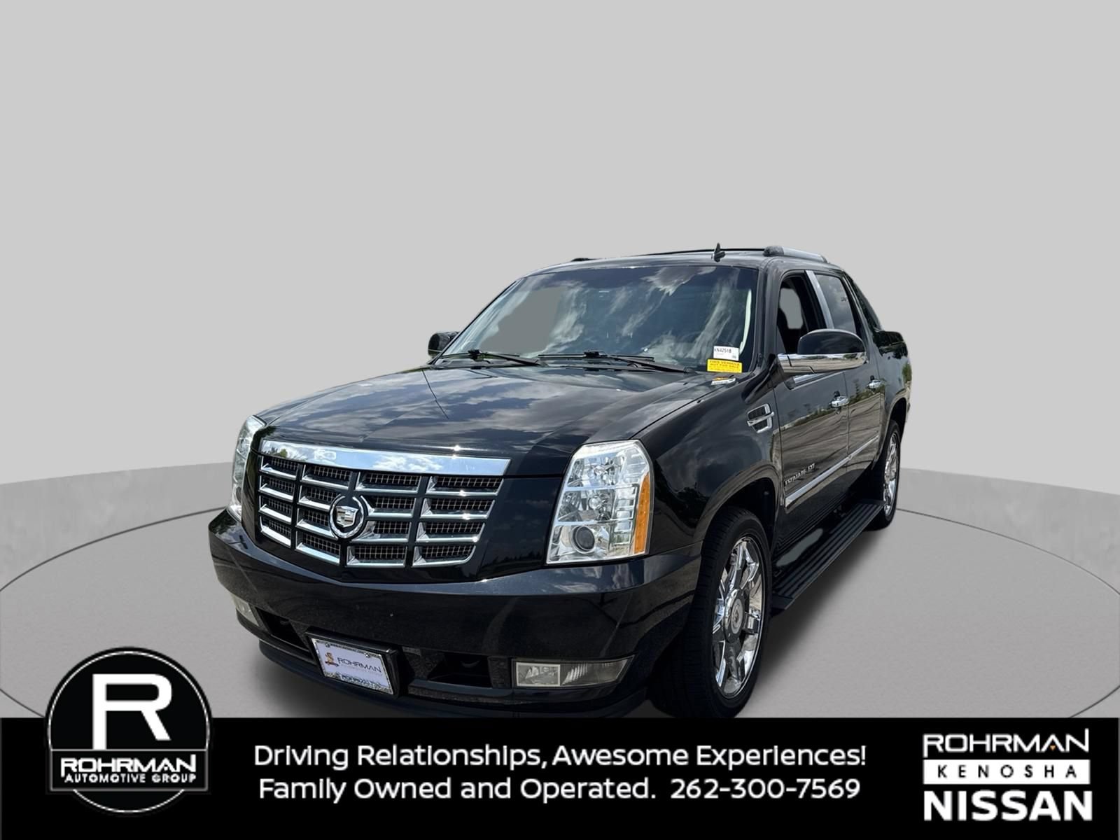 Used 2011 Cadillac Escalade EXT Premium AWD/4WD image 1