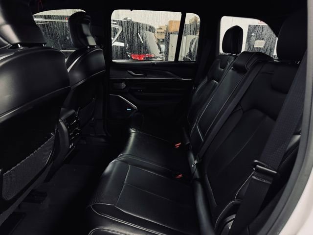 Used 2023 Jeep Grand Cherokee Overland w/ Adv Protech Group III image 22