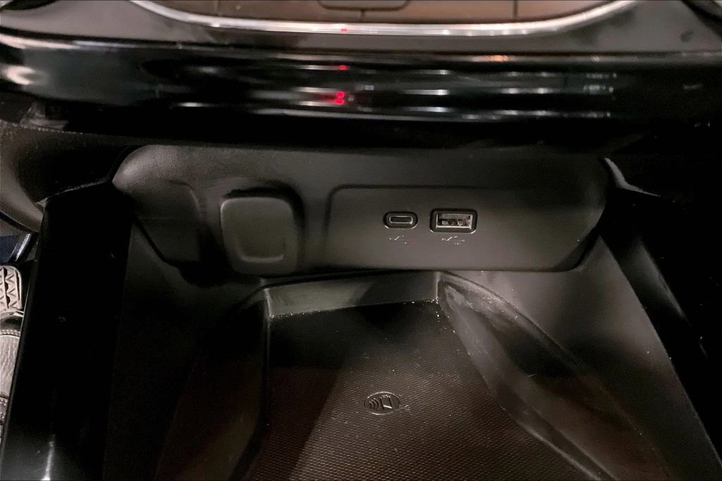 Used 2025 Chevrolet Trax RS w/ Sunroof Package image 31