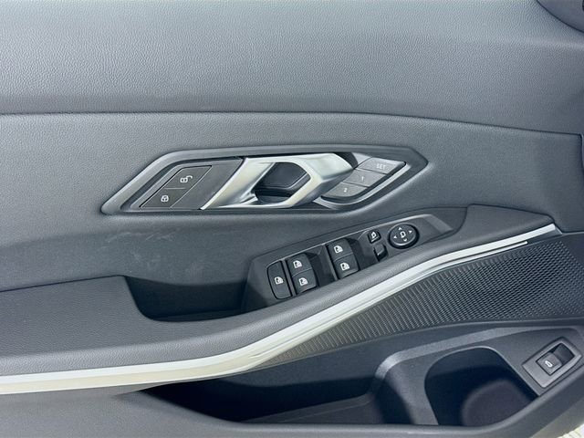 Used 2026 BMW 330i xDrive Sedan w/ Convenience Package image 18