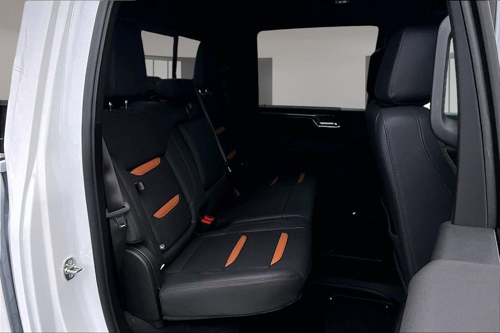 New 2026 GMC Sierra 2500 AT4 w/ AT4 Premium Plus Package image 9