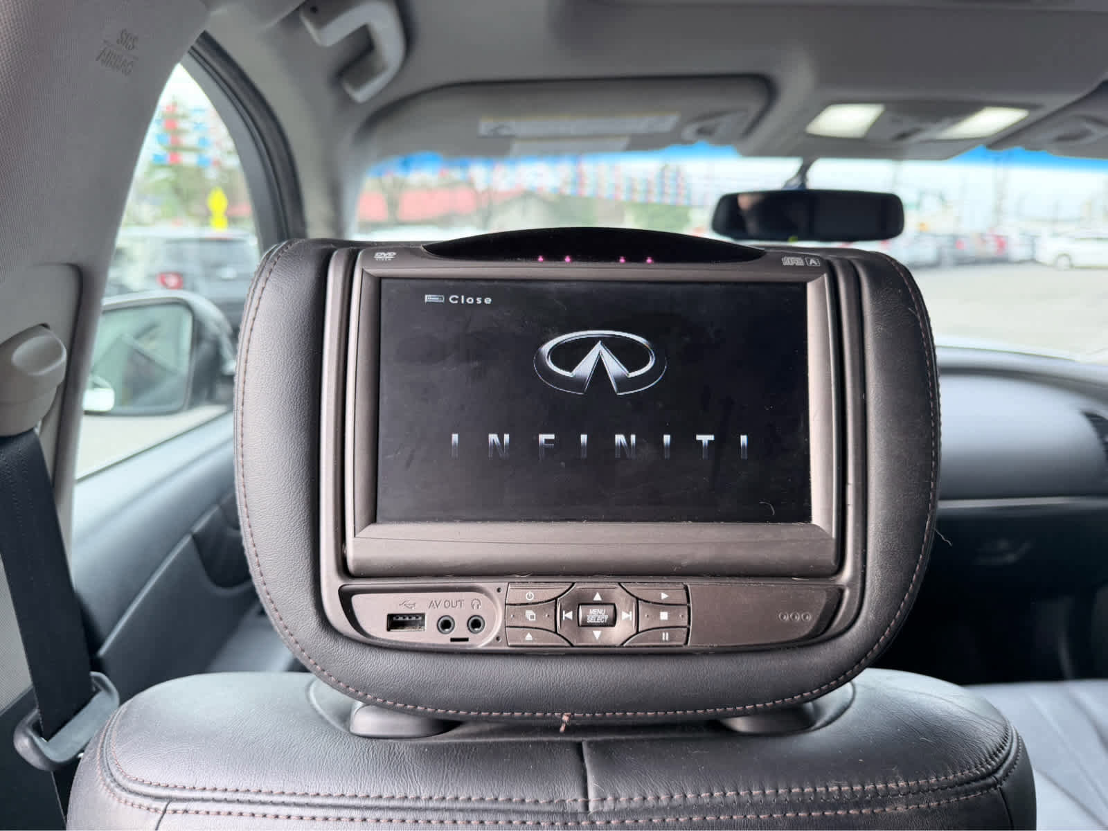 Used 2017 INFINITI QX70 AWD w/ Premium Package image 13