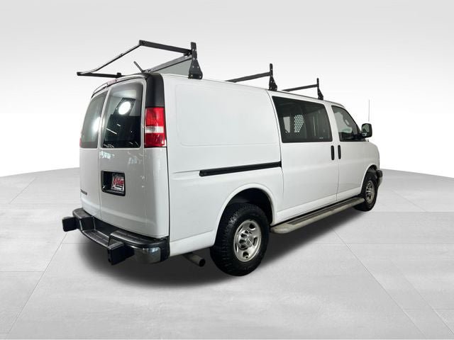 Used 2019 Chevrolet Express 2500 w/ Driver Convenience Package RWD image 7