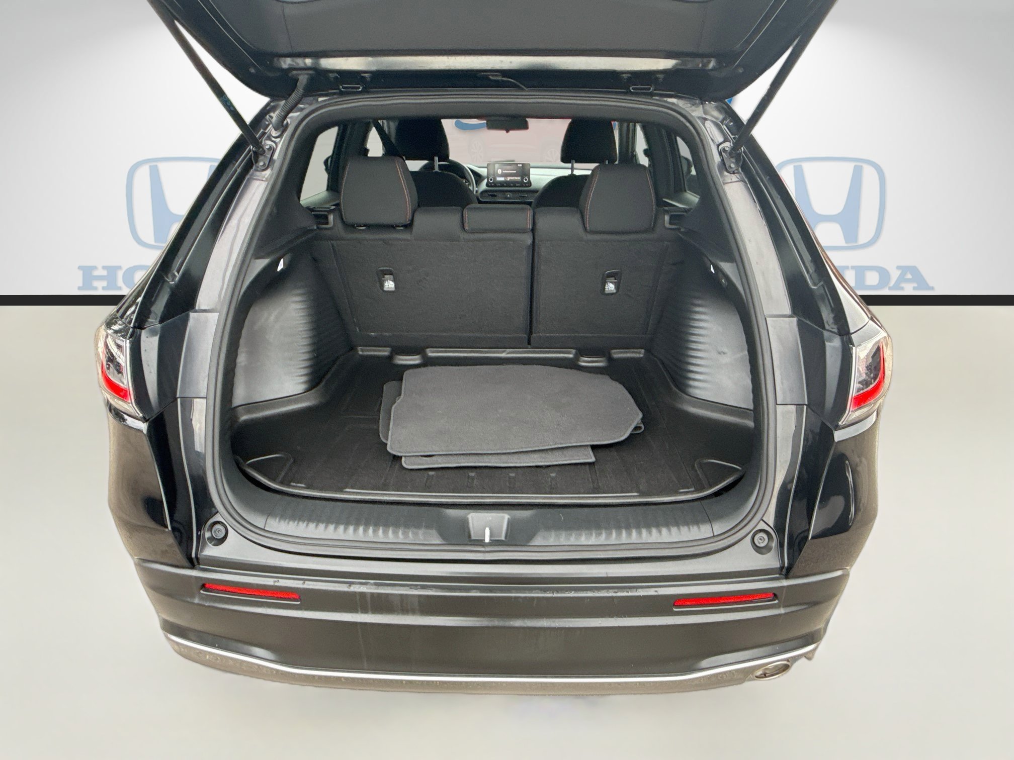 Certified 2024 Honda HR-V Sport image 25
