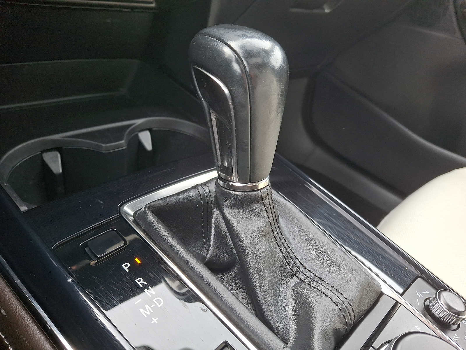 Used 2022 MAZDA CX-30 AWD 2.5 S w/ Premium Package image 11