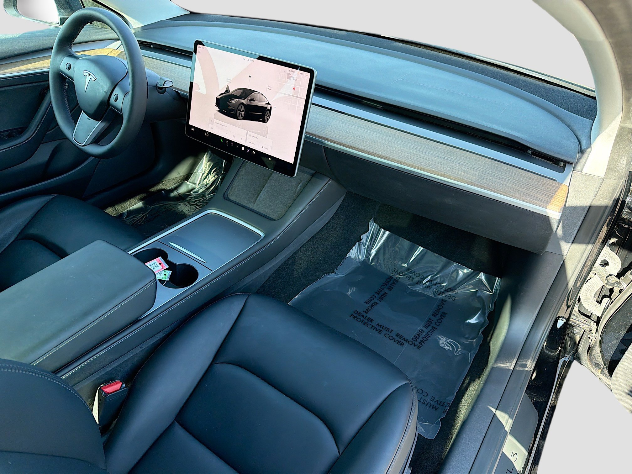 Used 2023 Tesla Model 3 Standard Range image 13