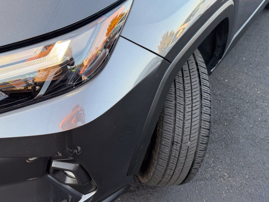 Used 2023 Toyota RAV4 Limited AWD/4WD image 3