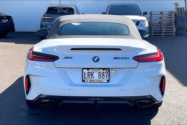Used 2023 BMW Z4 M40i w/ Premium Package RWD image 4