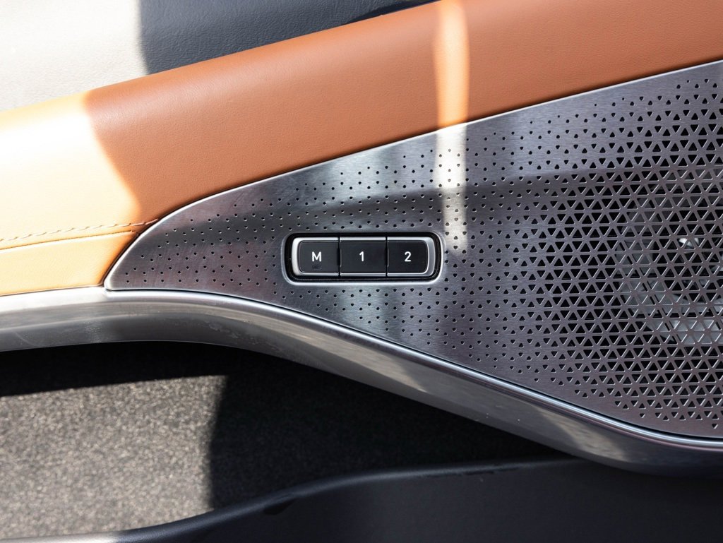 Used 2025 Lotus Emira image 22