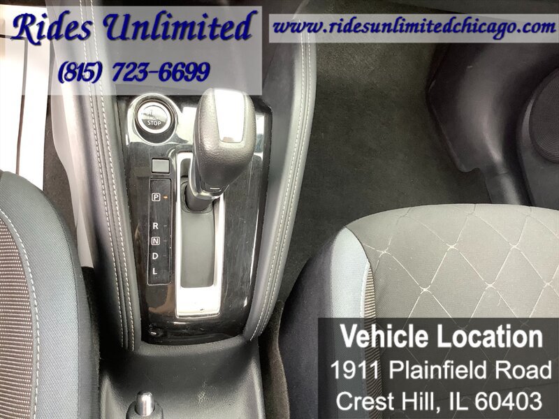 Used 2019 Nissan Kicks SV FWD image 18