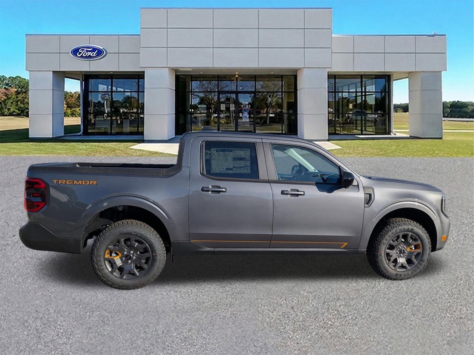 New 2026 Ford Maverick Tremor image 3