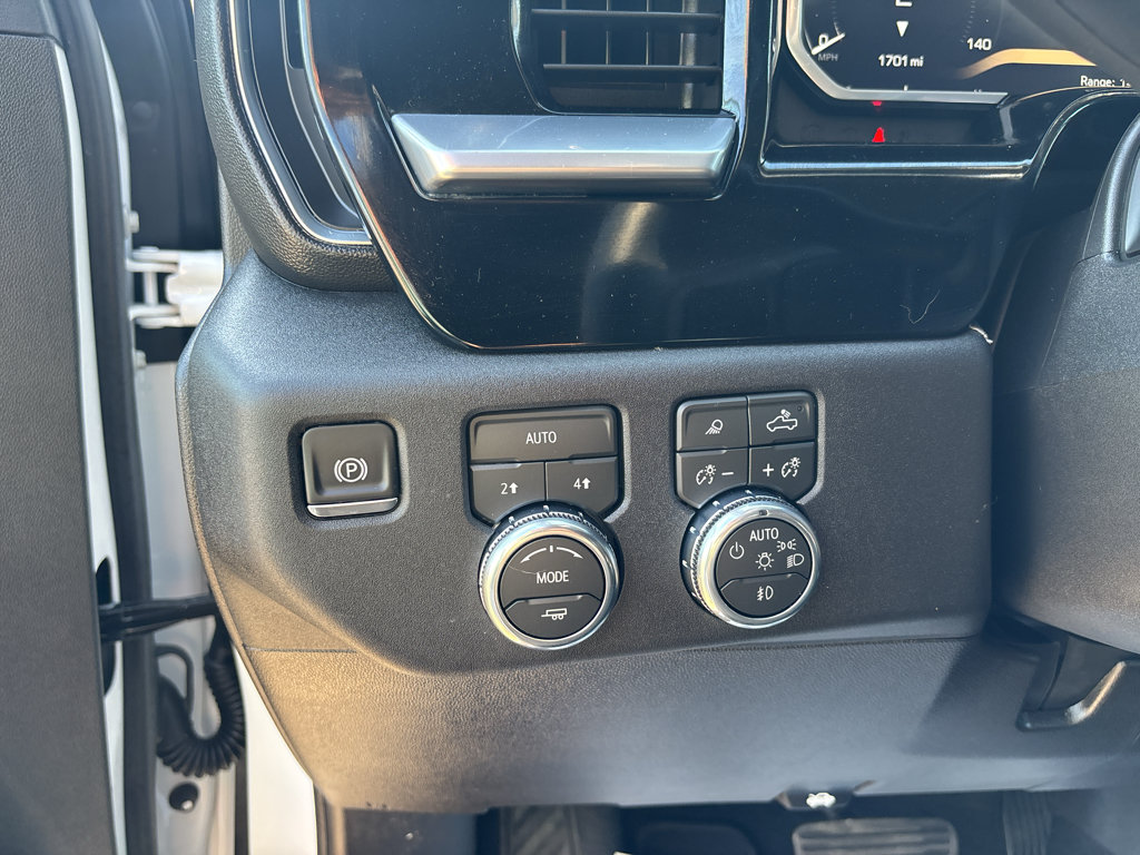 Used 2026 GMC Sierra 1500 SLT AWD/4WD image 10