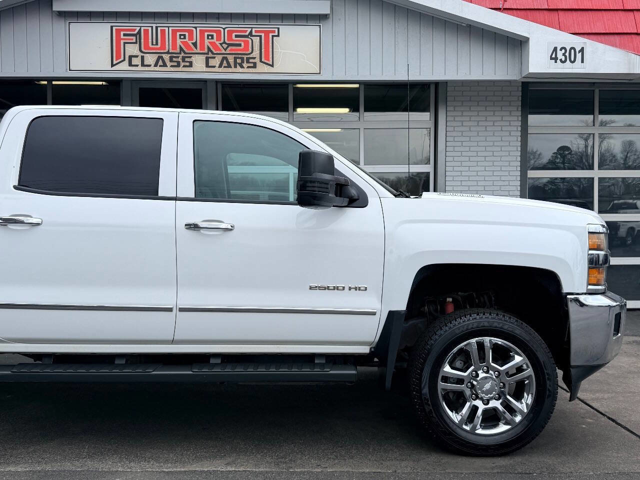 Used 2015 Chevrolet Silverado 2500 LT w/ LT Convenience Package image 12