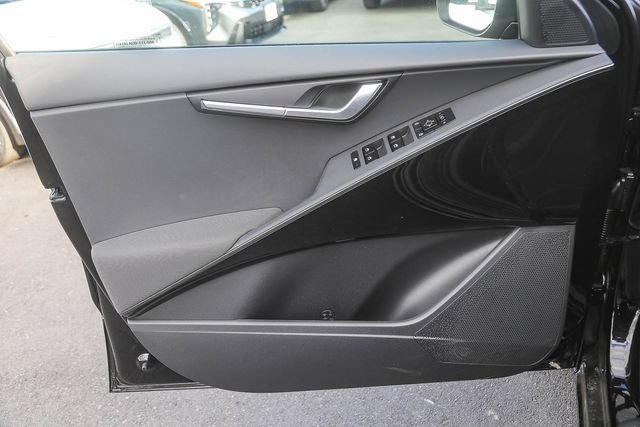New 2026 Kia Niro EX FWD image 21