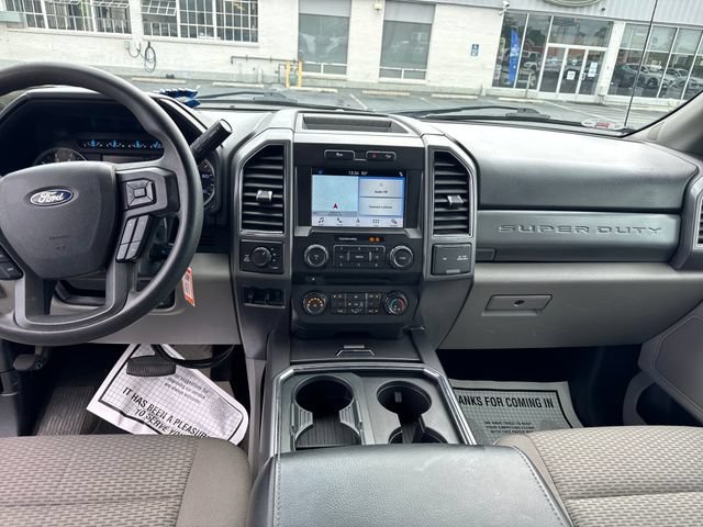 Used 2018 Ford F250 XLT w/ XLT Premium Package AWD/4WD image 14