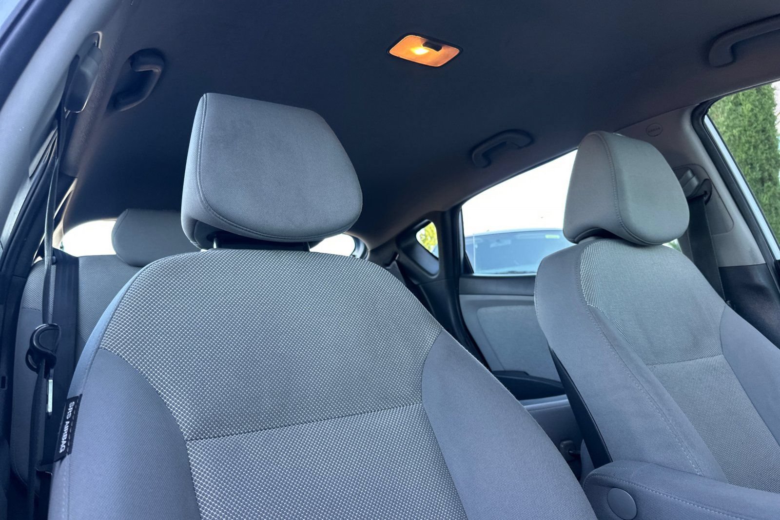 Used 2012 Hyundai Accent GS FWD image 16