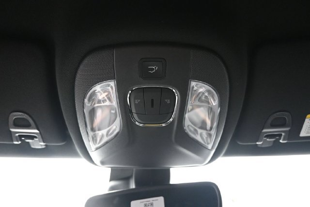 New 2026 Jeep Compass Trailhawk w/ Trailer Tow Group AWD/4WD image 27