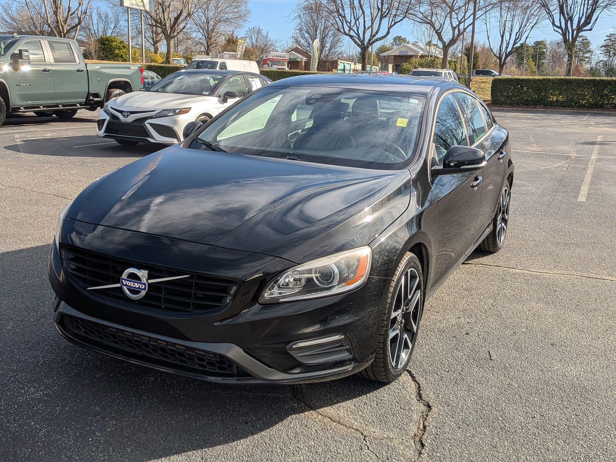 Used 2018 Volvo S60 T5 Dynamic w/ Vision Package image 5