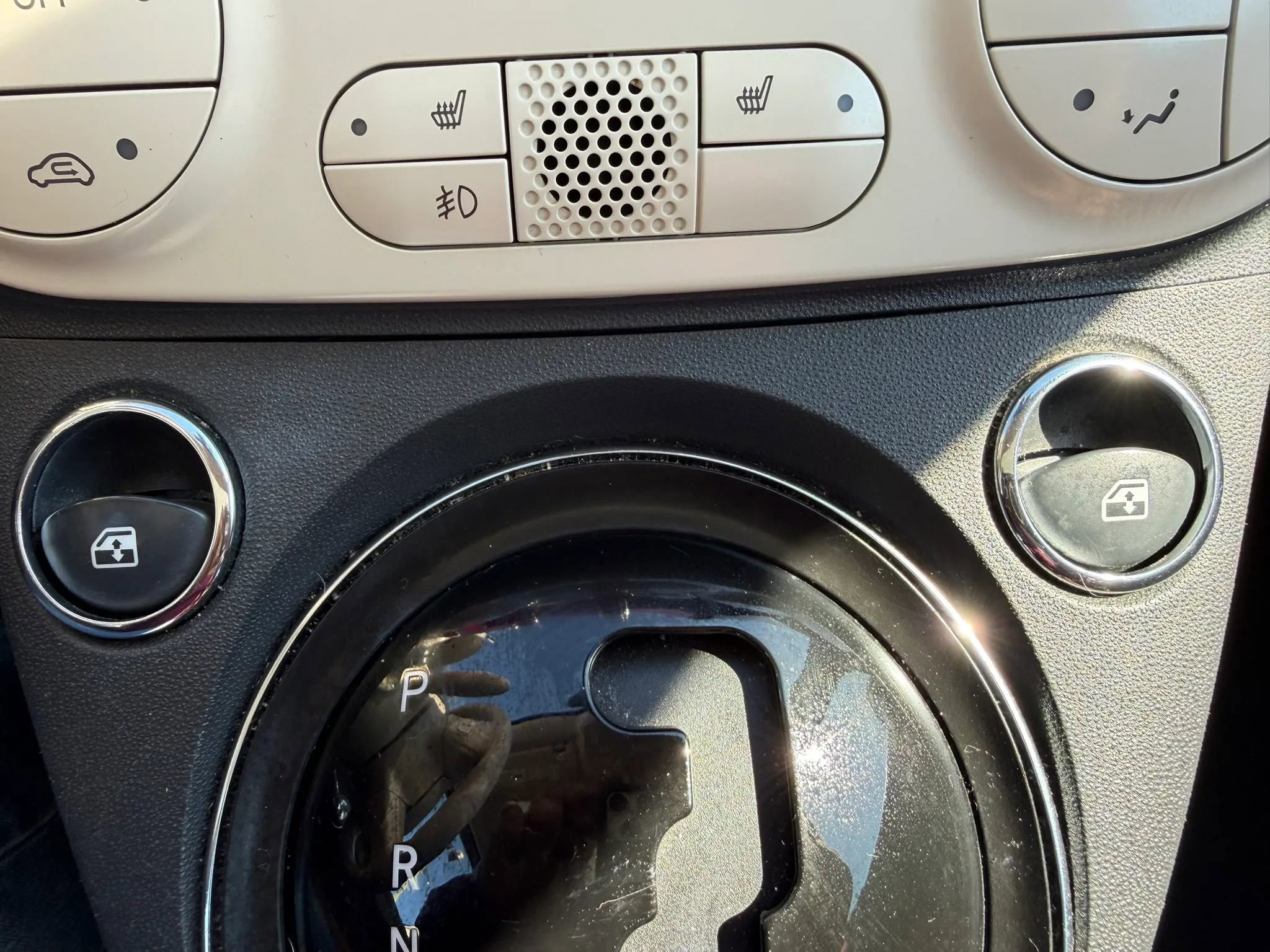 Used 2017 FIAT 500 Lounge image 39