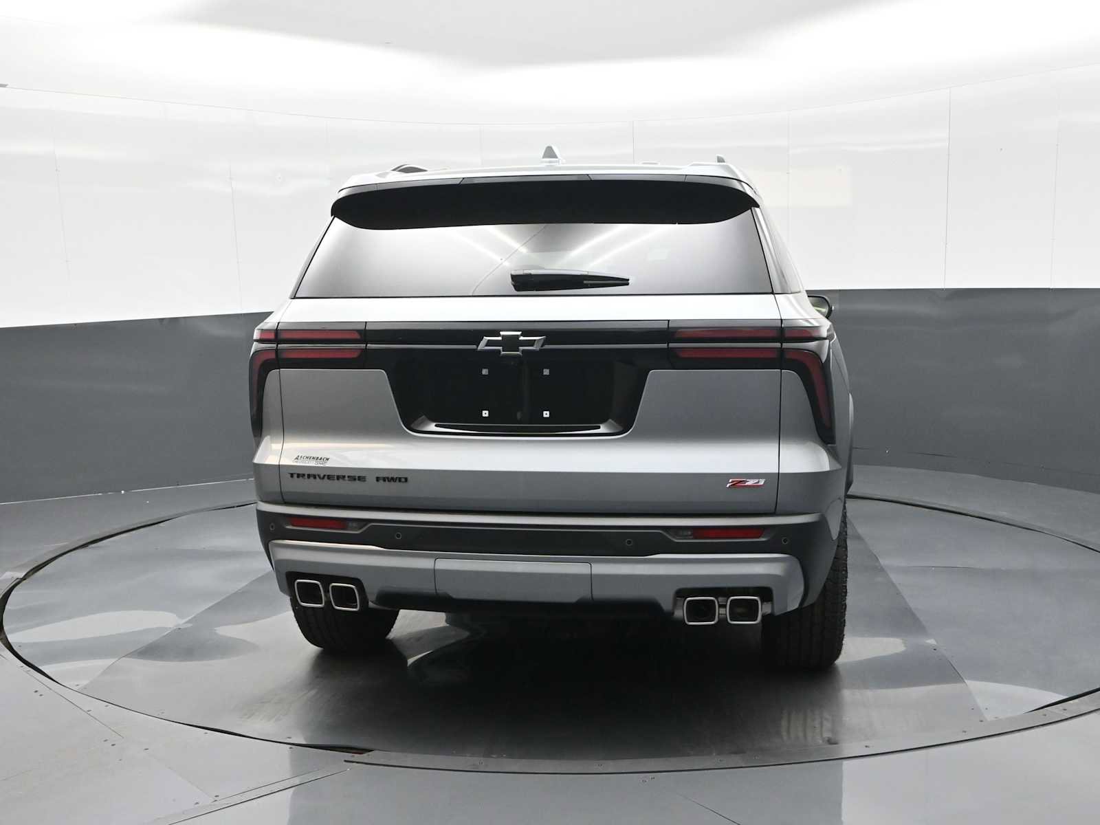 New 2026 Chevrolet Traverse Z71 w/ Enhanced Driving Package image 8