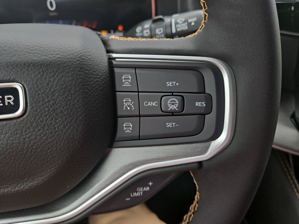 New 2026 Jeep Grand Wagoneer L 4WD image 26