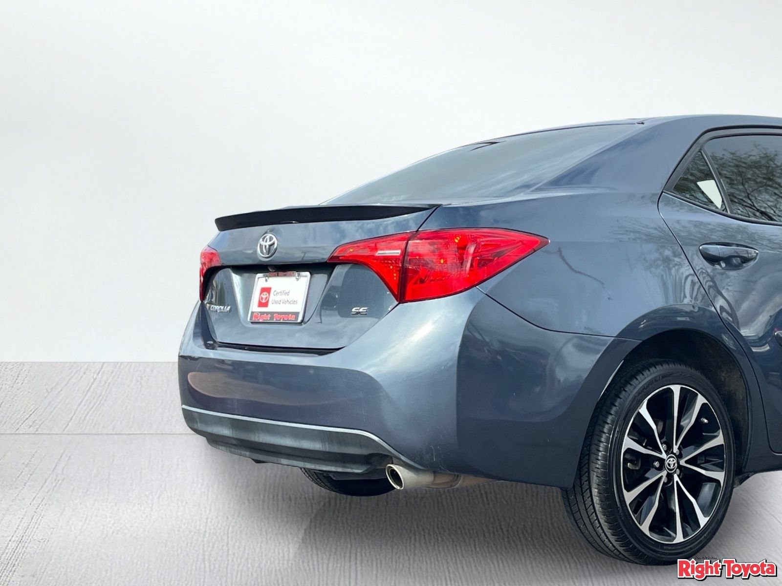 Certified 2018 Toyota Corolla SE FWD image 12