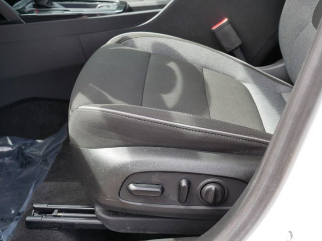 Used 2022 Chevrolet TrailBlazer LT w/ Convenience Package image 15