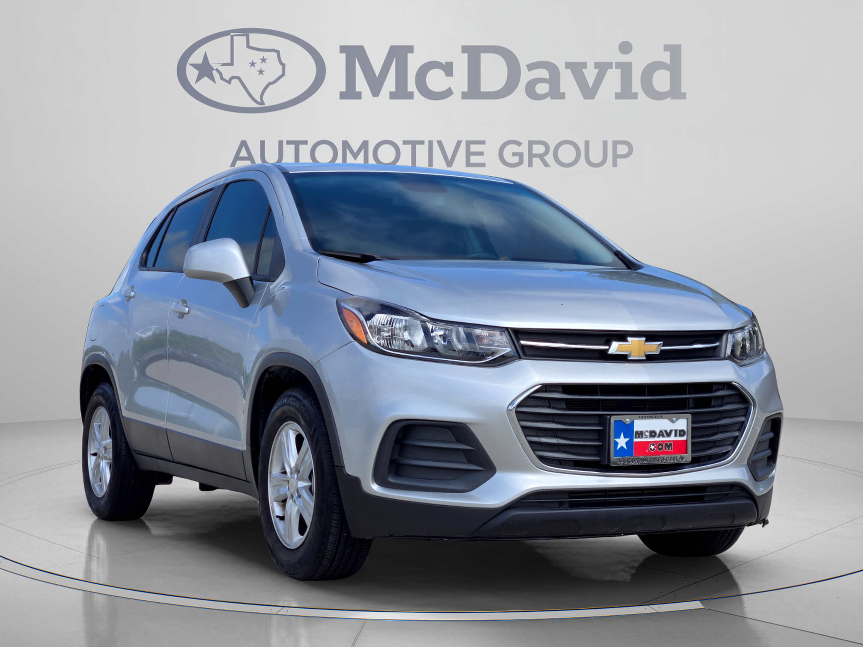 Used 2022 Chevrolet Trax LS w/ Tint and Cruise Package FWD image 7