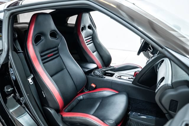 Used 2012 Nissan GT-R Black Edition AWD/4WD image 27