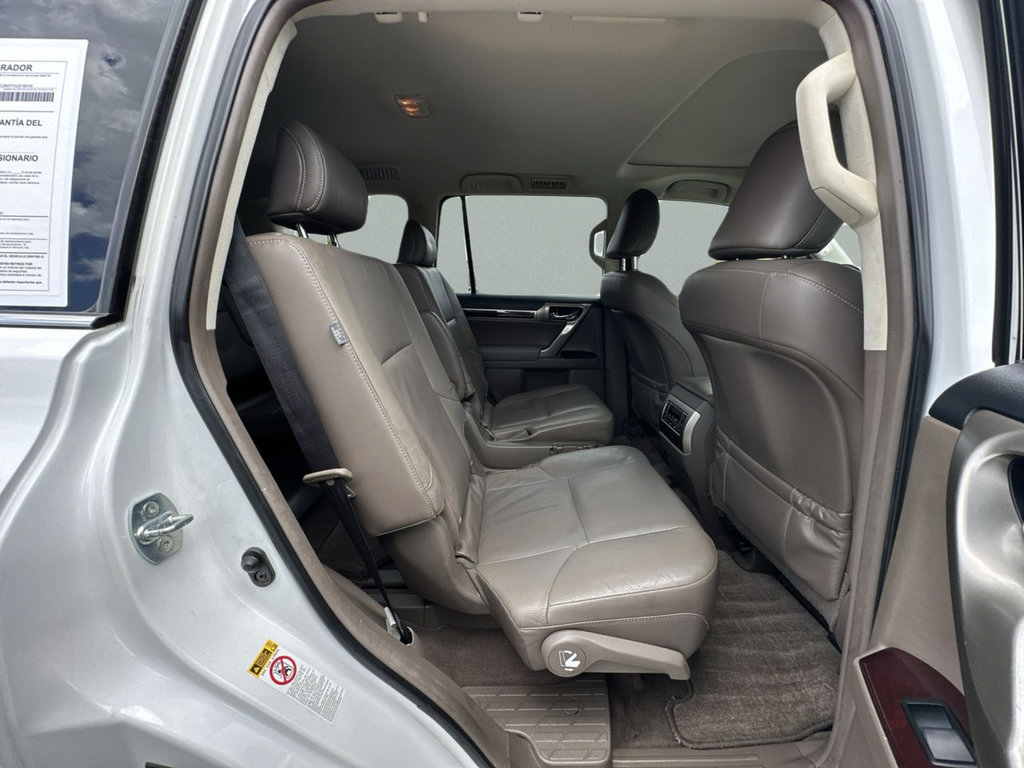Used 2018 Lexus GX 460 Premium AWD/4WD image 34
