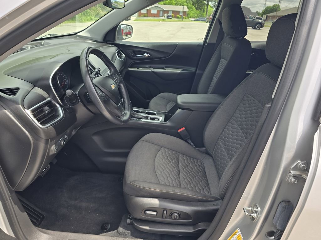 Used 2021 Chevrolet Equinox LT AWD/4WD image 11