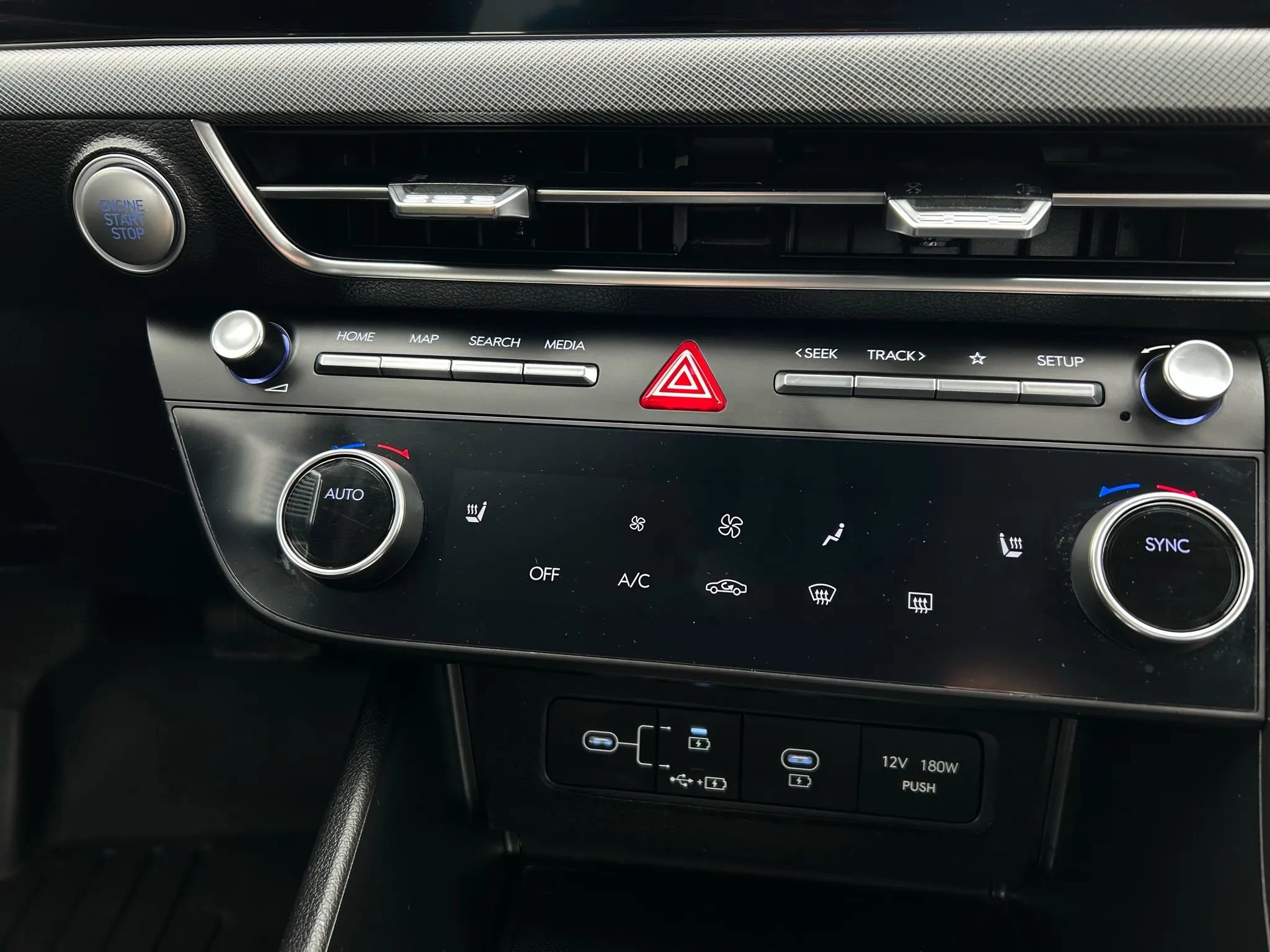 Used 2025 Hyundai Sonata SEL image 16