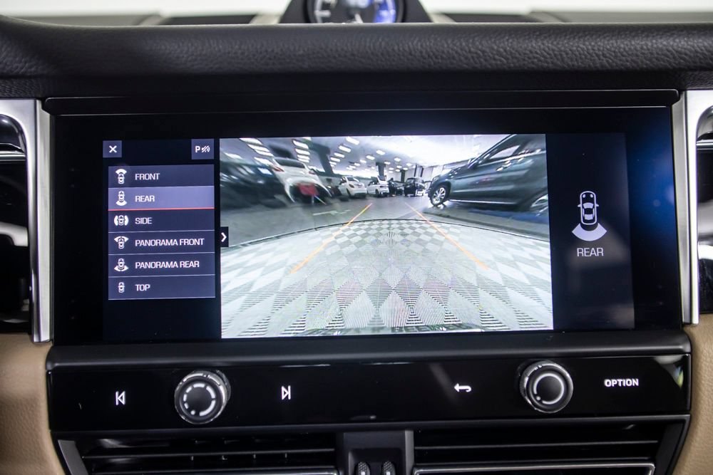 Used 2024 Porsche Macan S AWD/4WD image 29
