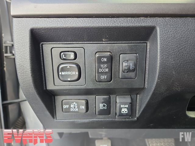 Used 2021 Toyota Tundra SR5 AWD/4WD image 18