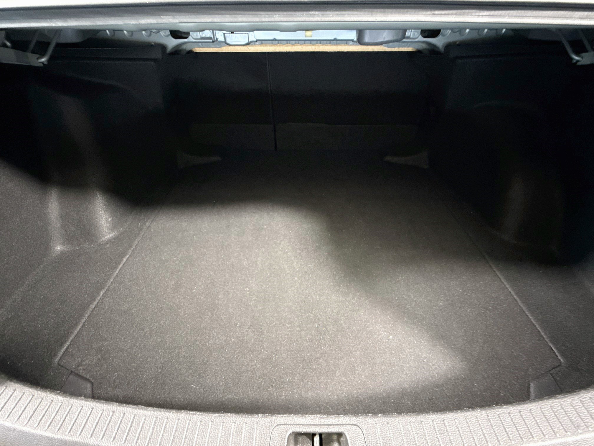 Used 2021 Toyota Corolla LE FWD image 34