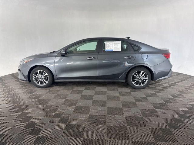 Used 2024 Kia Forte LXS image 5