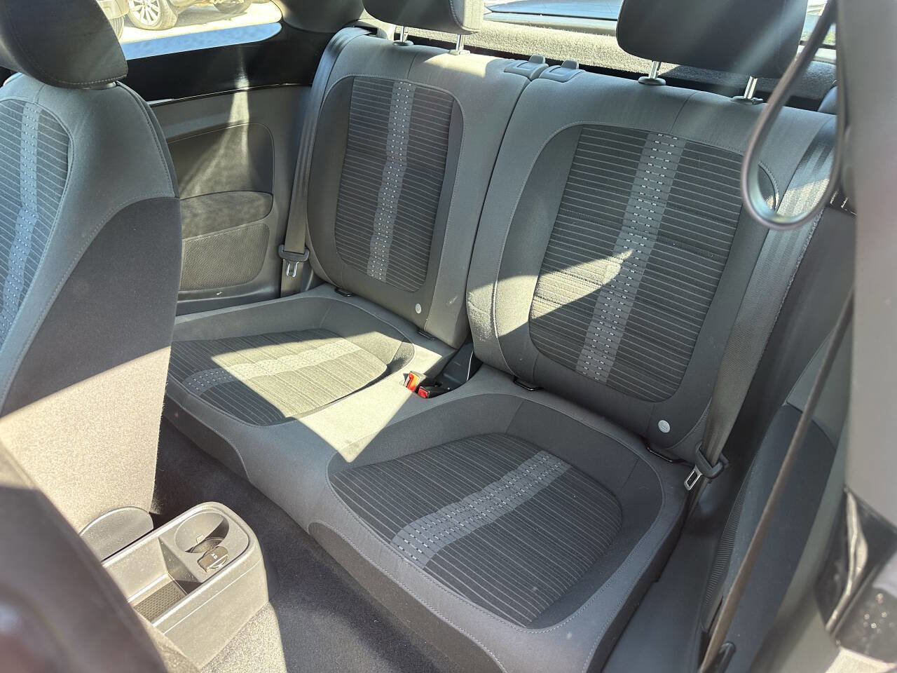 Used 2012 Volkswagen Beetle 2.0T image 20