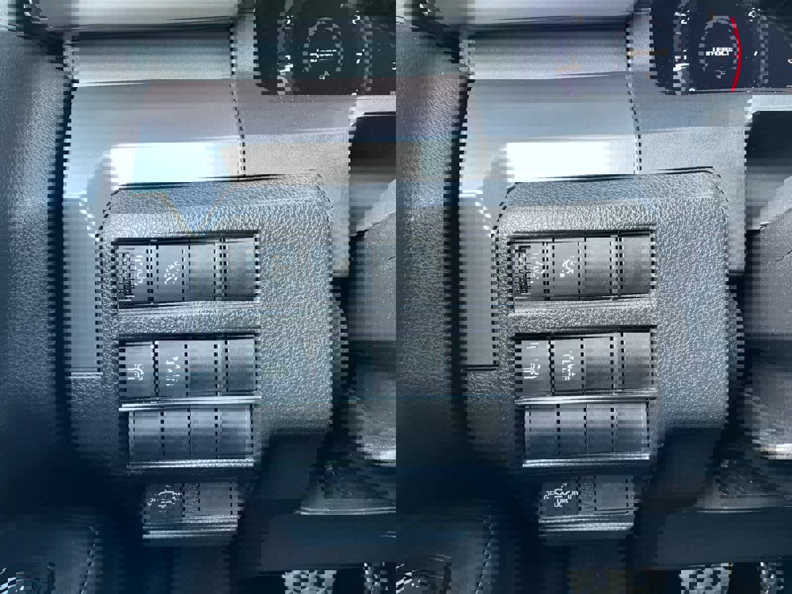 Used 2025 Toyota Tacoma TRD Sport image 20