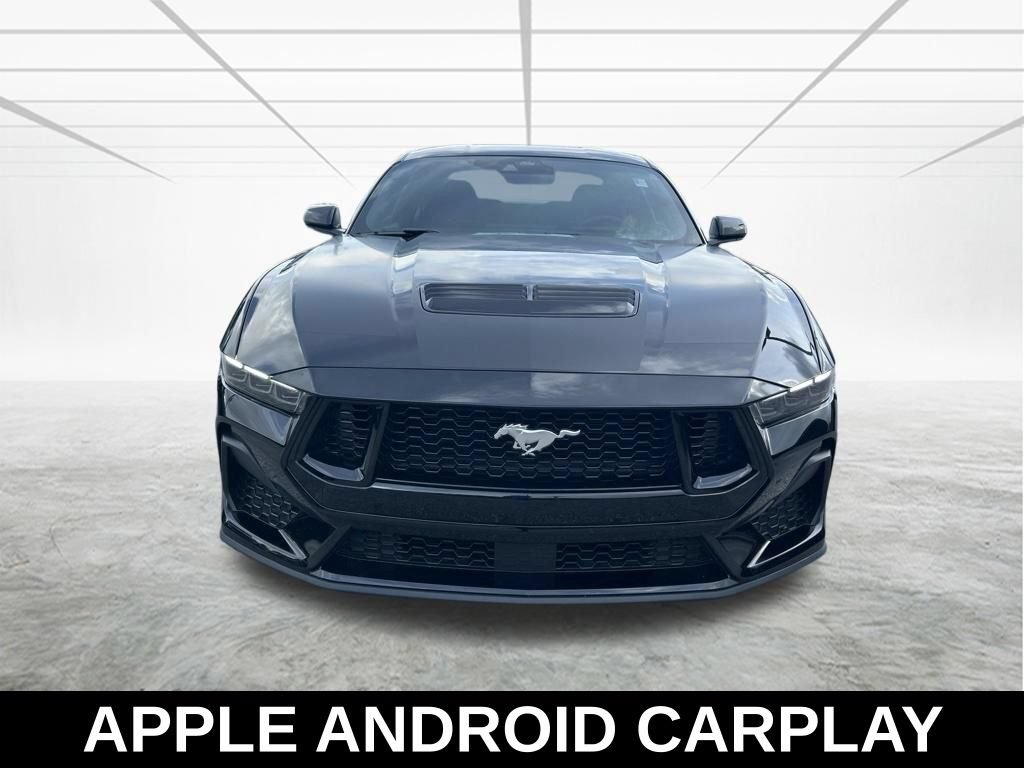 Used 2025 Ford Mustang GT RWD image 9