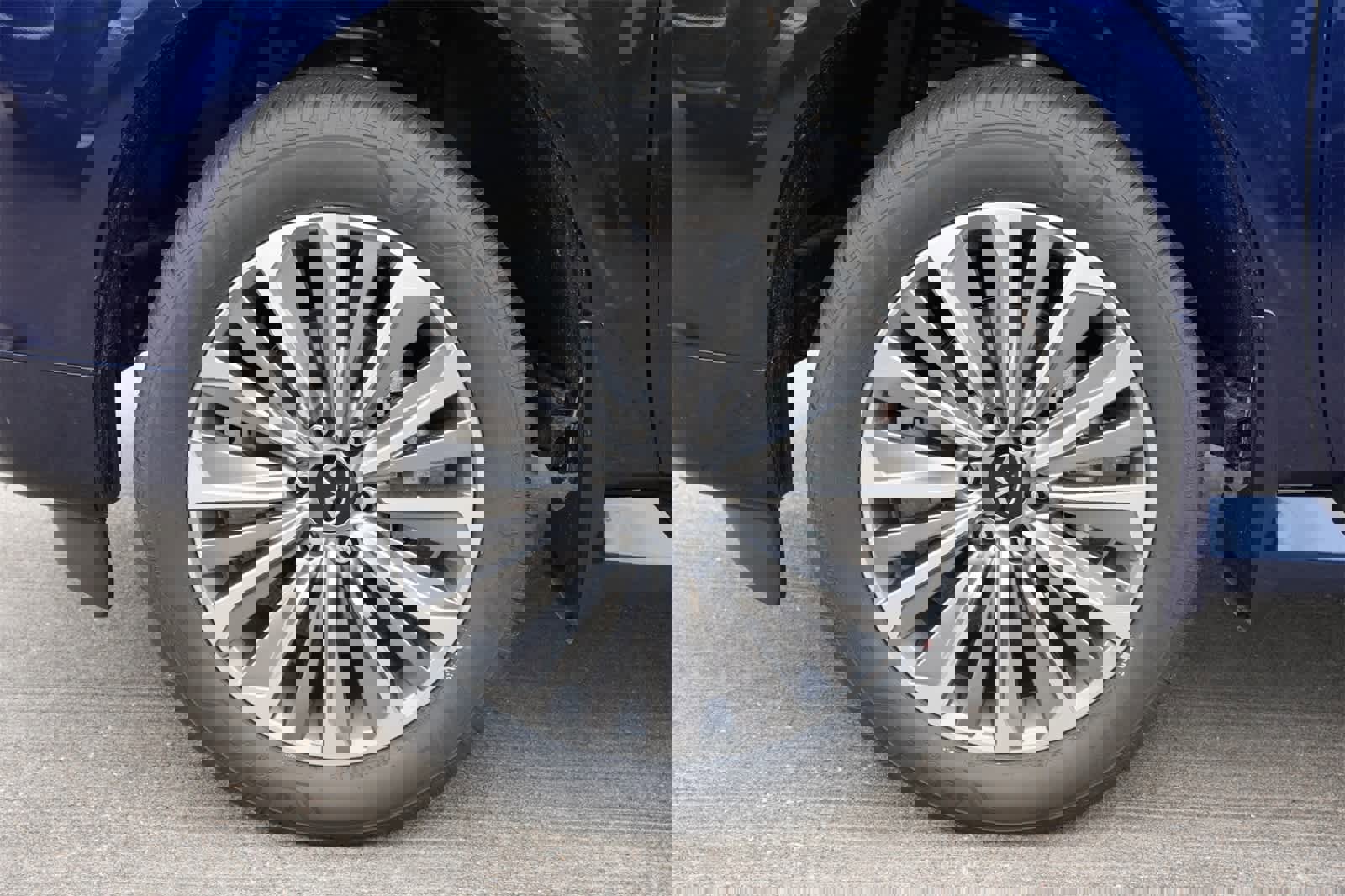 New 2025 INFINITI QX80 Sensory w/ Premium Cargo Package image 20