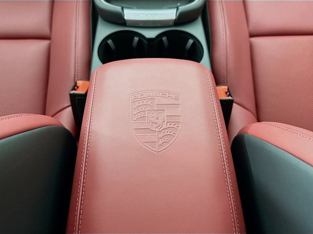 New 2026 Porsche Macan GTS AWD/4WD image 25