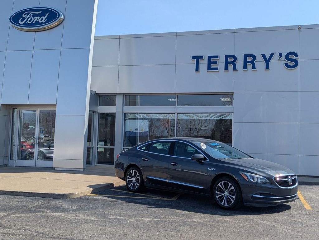 Used 2017 Buick LaCrosse Essence